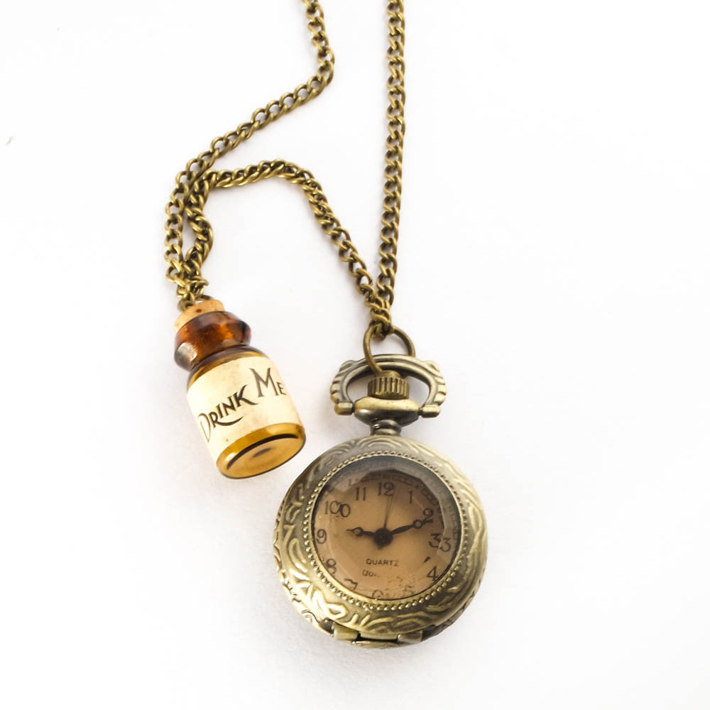 Alice in Wonderland Keepsakes Necklace - Props and Collectibles
