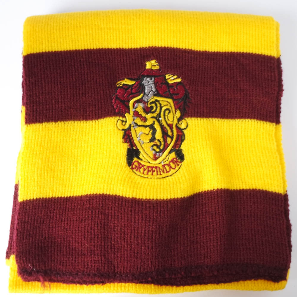 Hogwarts House Scarf - Props and Collectibles